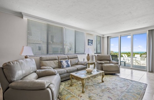 Indian River Shores Condo | Beautiful ocean front condo, with breath taking sunrises over the Atlantic Ocean