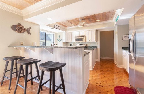 Saint Helena Island Condo | Beautiful Ocean Views Home w/ Grill - Steps from Pool, Golf, & Beach