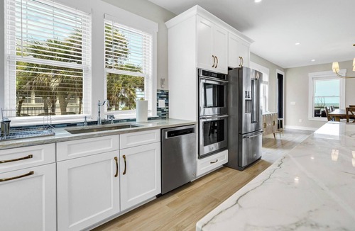 Jeremy Cay House | Beautiful Oceanfront 5 bedroom 5 1/2 bath home in Private Community.