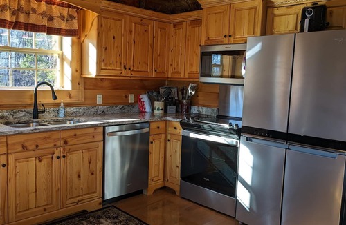 Sevierville Cabin | Beautiful Open Views, Very Private, Deck Gas Fireplace on all year & more!