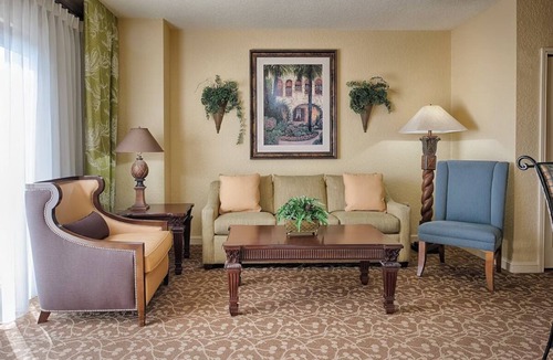 Bay Lake Hotel | Beautiful Orlando Resort Near Disney - Spacious 1BD Suite!