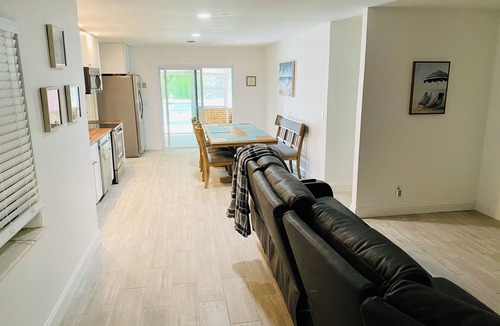 Vero Beach House | Beautiful renovate Home Paradise Heated POOL Jacuzzie Vero Beach