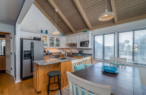 Seabrook Island Cottage | Beautiful Sealoft Villa! Close to the Beach! Great Marsh Views! Amenity access included!