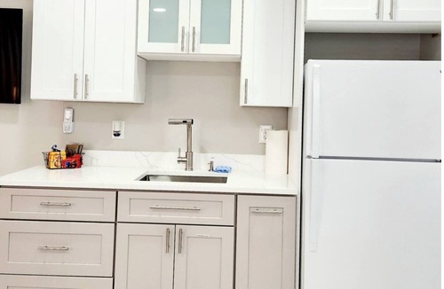 Bloomingdale Apartment | Beautiful Serenity Villa. Cozy and modern. Enjoy Florida and rest happy!