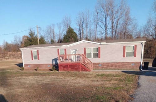 Brownsville House | Beautiful, spacious, home perfect for a quiet getaway & all your comfort needs.