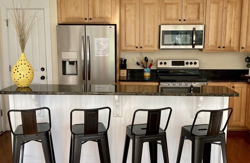 Deer Lake House | Beautiful waterfront home across from pool, newly renovated private neighborhood
