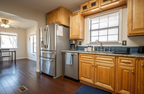 Winterville House | Beaverdam Creek Escape with yard