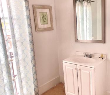 Hemingway Hotel | Bella's Boutique Hotel