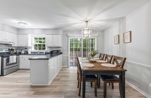 Northwest Raleigh Apartment | Best of NW Raleigh ~Airport Close~ Spacious 2BR 2.5BA 2 Story Apt