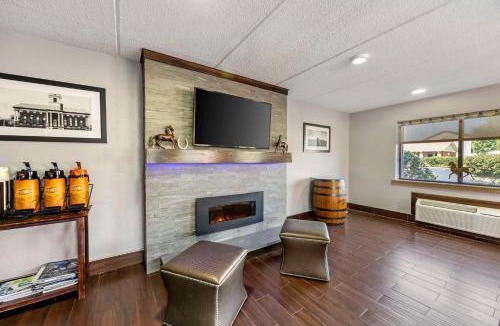 Shelbyville Hotel | Best Western Celebration Inn & Suites