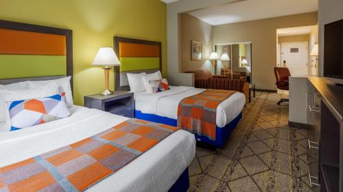 Central Newport News Hotel | Best Western Plus Newport News