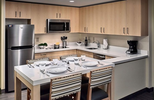 Gwinnett Place Hotel | Better Choice For Your Vacation! 4 Awesome units near McDaniel Farm Park
