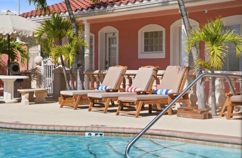 St. Pete Beach Hotel | Blind Pass Resort Motel