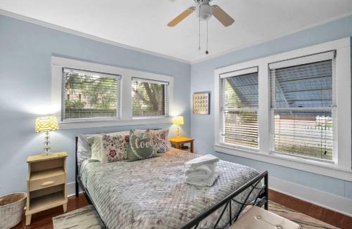 Tarpon River House | Blue Reverie - Downtown Cottage