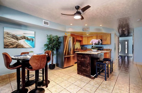Floridana Beach Apartment | Blue View Paradise | Beachfront Getaway - 🐢🚀🌊☀️