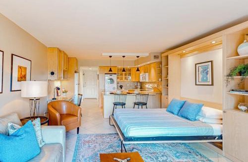 South Beach House | Bluff Villas 1799