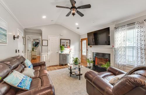 Bluffton House | Bluffton Getaway w/Fenced Yard: 7 Mi to Beach!