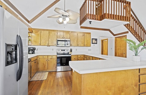 Ninety Six House | Boat Drinks: Awesome home in great neighborhood on Greenwood side