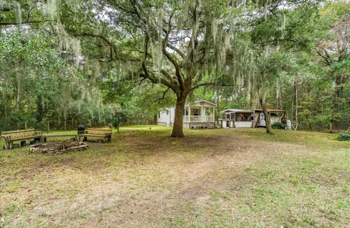 Edisto Island House | Boat & Golf Cart Parking+Fenced Yard, Pet Friendly 12 Minutes to the Beach