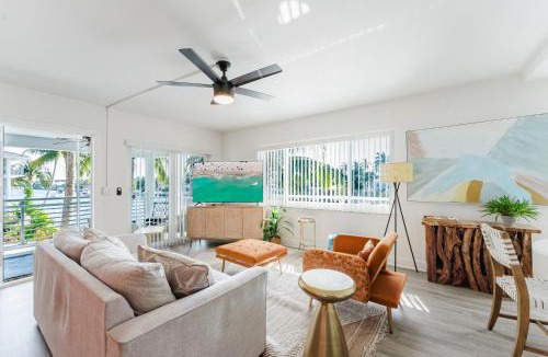 Boca Raton Apartment | Boca Waterfront Luxury by Aureum Stay Walk to Beach