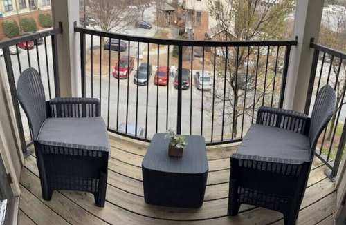 West End Condo | Boho chic condo 5 min to downtown gated community free parking pool