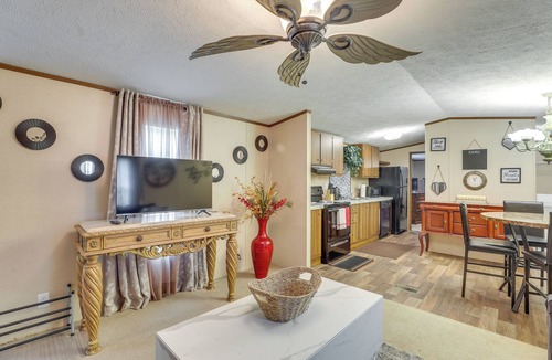 Russellville House | Bonneau Vacation Rental w/Private Yard!