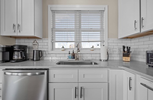 The Point House | Bonnie Dune| 4BR Coastal Getaway