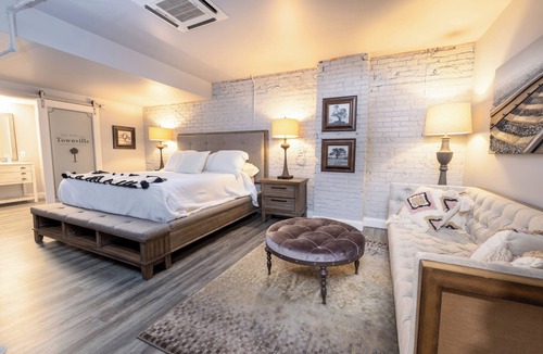 Seneca Hotel | Boutique hotel in historic downtown Seneca. Room #6, King Bed.