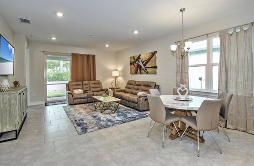 Naples Villa | Brand New 2/2 Villa w/ Den in Designer Enbrook Commnuity
