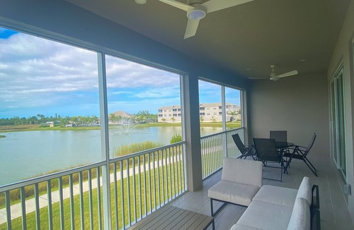 Naples House | Brand New Lakeview Townhouse Close To Marco Island