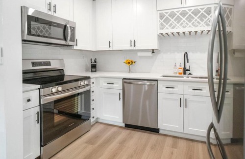 North Raleigh House | Brandyapple Retreat by Rather Be Properties