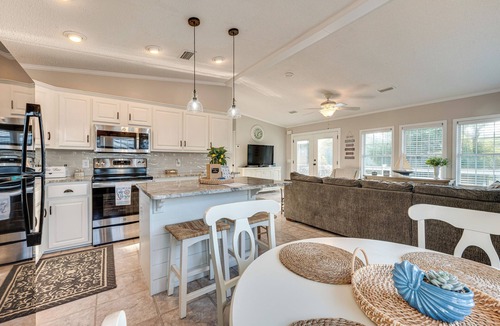New London House | Breathtaking Lake Views and Sunsets on Badin Lake!