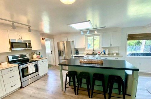 Saint Helena Island House | Breezy Oak on Dolphin with Private Pool - 626 Dolphin Rd