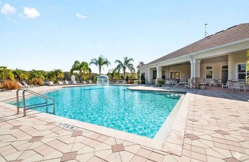 Kissimmee House | Bright & Airy 3-bdrm near attractions w/gorgeous community pool in Kissimmee