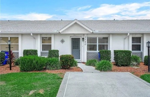 Sun 'N Lake Villa | Bright & Airy Sun 'N Lake Golf Course Villa - Perfect for a relaxing getaway
