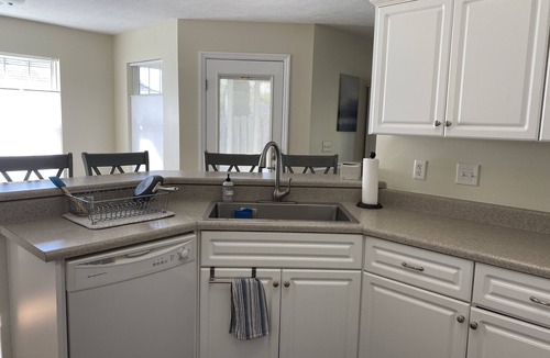 Aiken House | Bright centrally located 3 bed/2 bath with fenced private yard