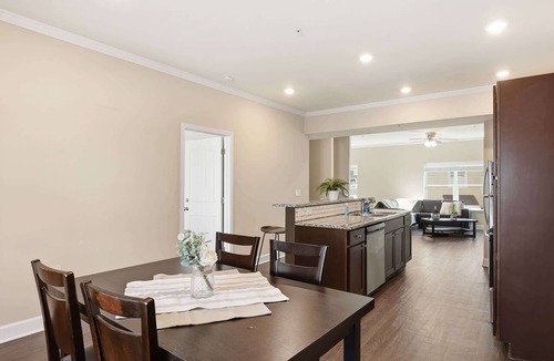 Central Condo | Bright Retreat | Stay Near Local Hotspots!