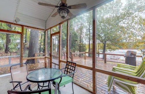 Leesville House | Bring Your Boat! Lake Murray Haven w/Deck & Dock