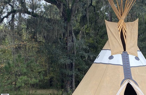 Townsend RV Rental | Broken Tree Tipi Experience MANY MOONS