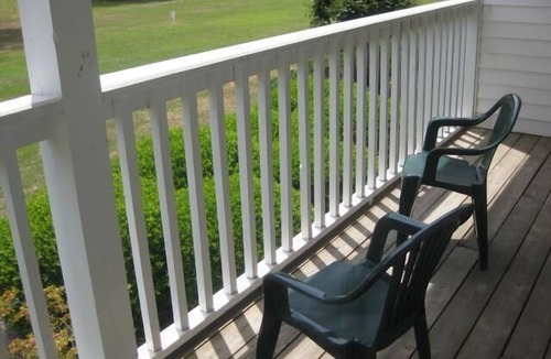 Longs Condo | Budget friendly Golf rental in Colonial Charts peaceful community!