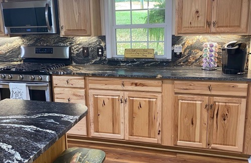 Townville Cabin | Cabin Lake Hartwell near Clemson and Greenville