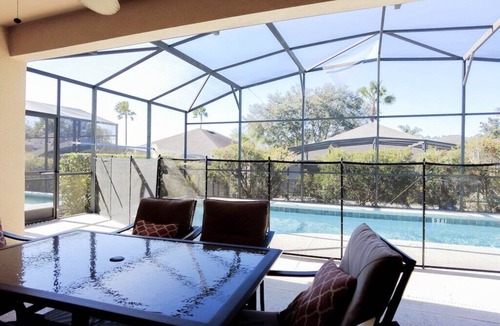 Calabay Parc House | Calabay Paradise -Beautiful Home tucked away in quiet community