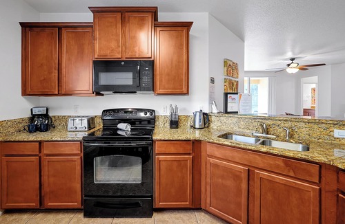 Calabria House | ☀Calabria at Westside - South Facing Pool – Just Mins to Disney & Highway 192 ⛱