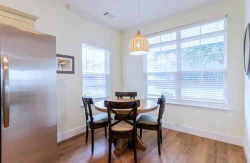 Bluffton House | Calypso Cottage in Old Town Bluffton in the Heart of Historic Old Town