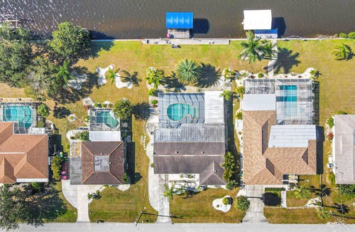 Port Charlotte House | Canal Front, Pool, Reel Paradise