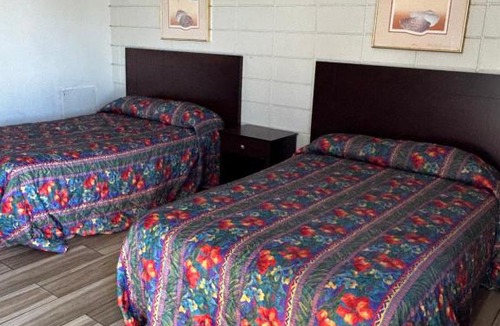 St. Petersburg Hotel | Candlelight Inn