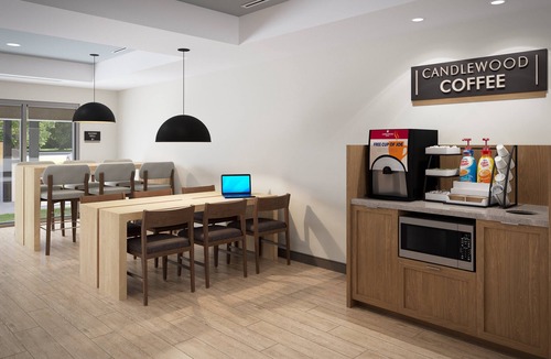 Fairview Shores Hotel | Candlewood Suites Orlando North Winter Park by IHG