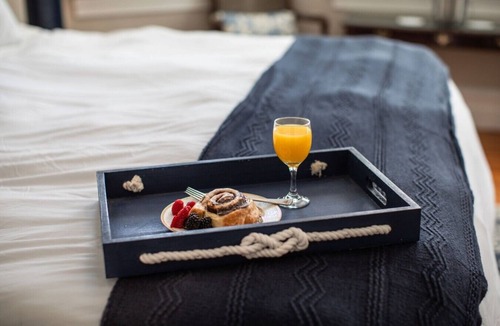 Edenton Bed & Breakfast | Captain’s Quarters Inn Downtown Edenton, King Bed 1st Floor