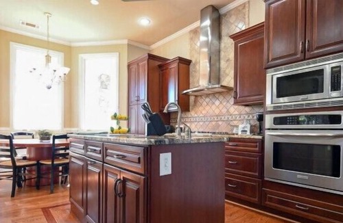 Martin House | Cardinal Rose Lakehouse