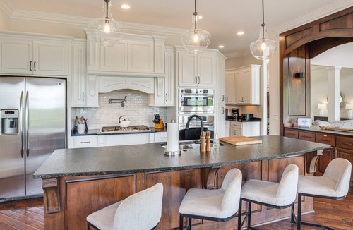 Rock Island House | Carefree on the Caney: Spacious 7-bedroom home on the Caney Fork River w/a dock